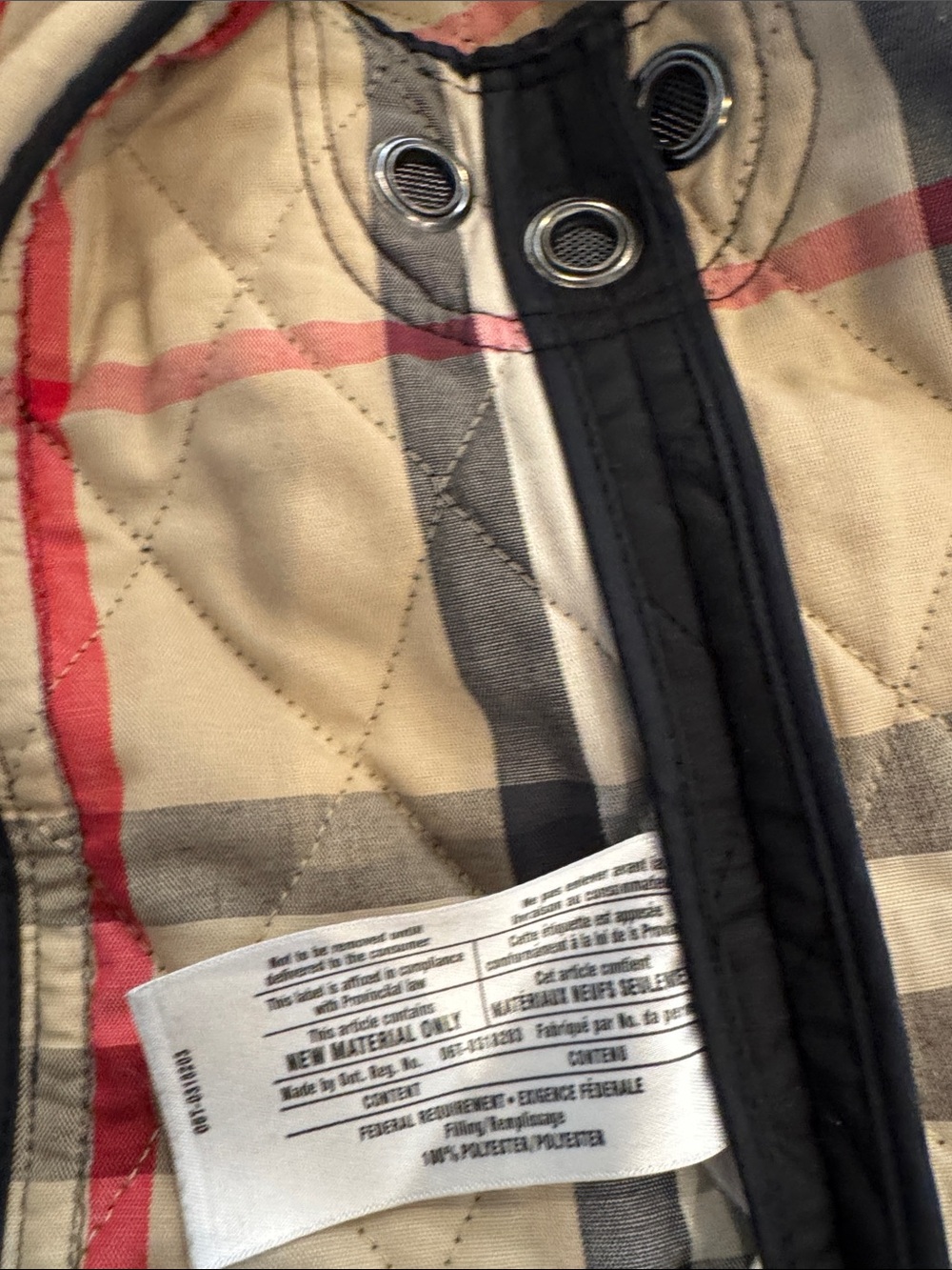 Burberry Black Quilted Jacket with Beige Nova Check Lining - Picture 10 of 12
